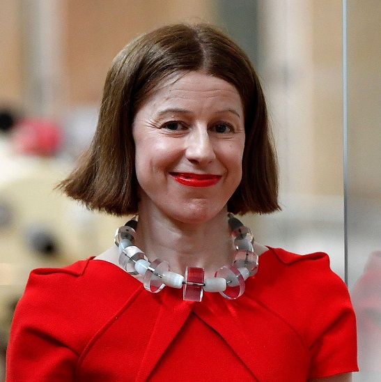 Dr Julia Knights 